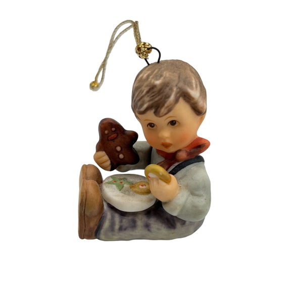 Vintage Berta Hummel Goebel Collection 1997 & 1999 Figurines Collectibles 14pcs - Picture 8 of 12